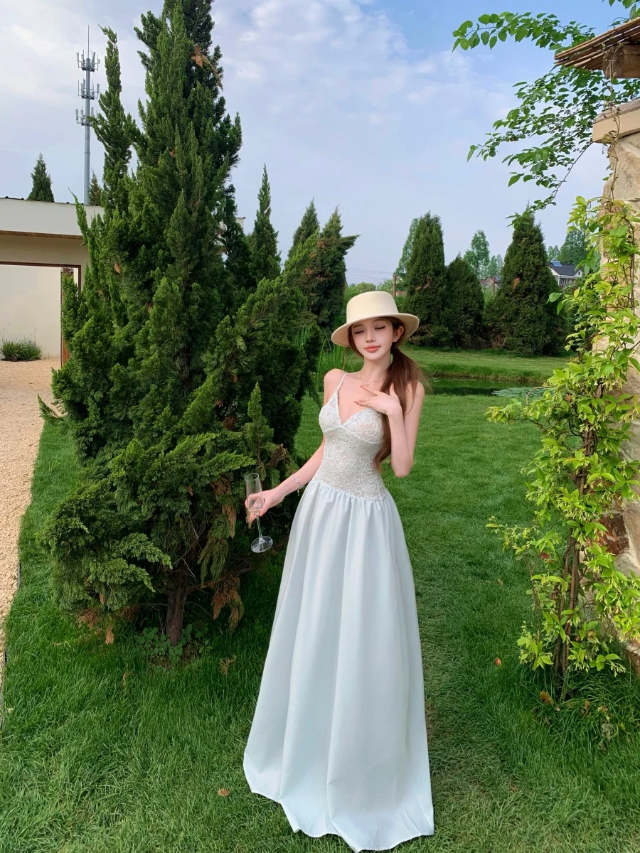 

Summer Lace Splice Backless V-Neck Halter Dress Women's A-Line Long Skirt Sexy Bell Bottoms Korean Style Commute Dress
