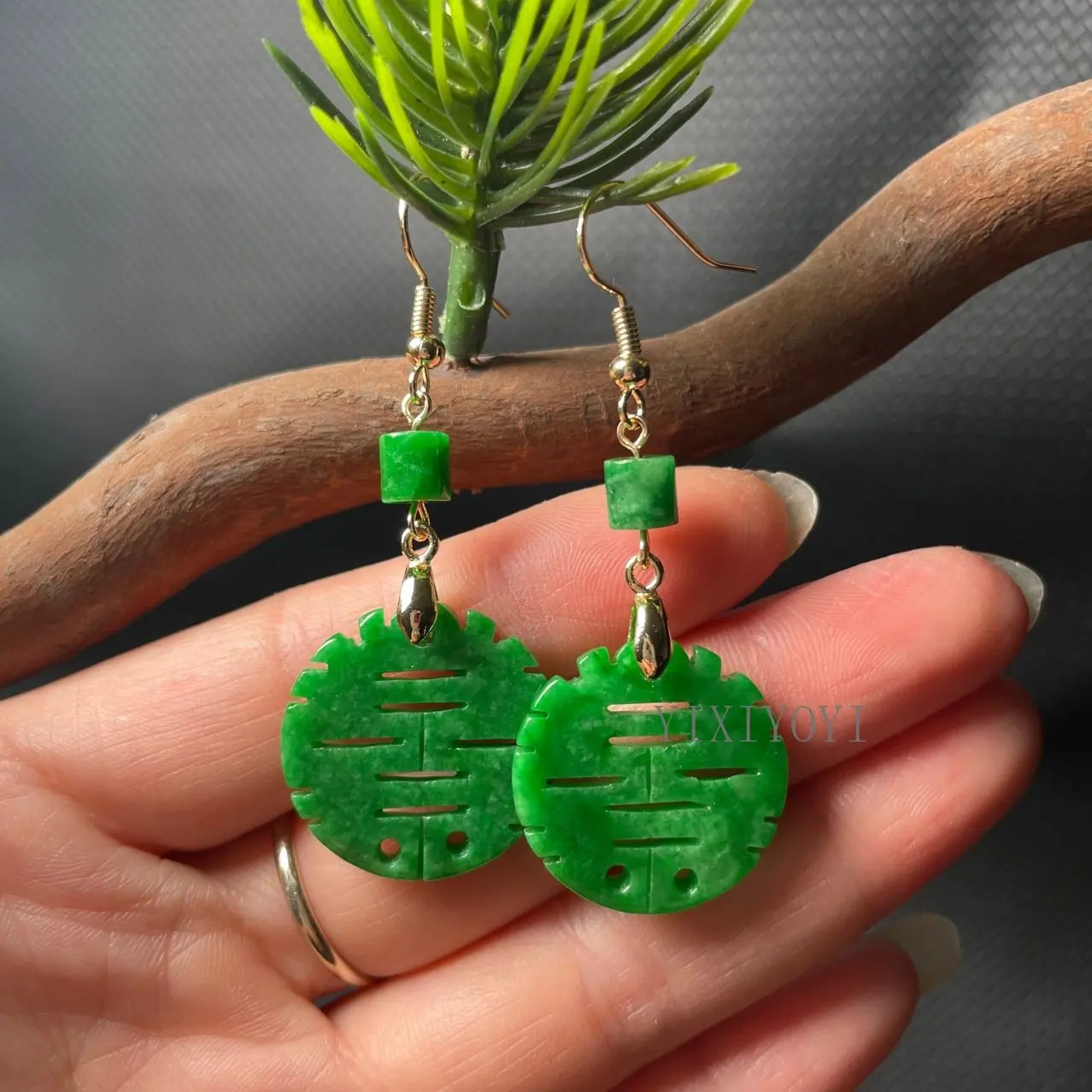 

Trendy Natural Green Jade Emerald Hollow Design Earring Chinese Ancient Style Green Jade Drop Earrings for women Charm Gift