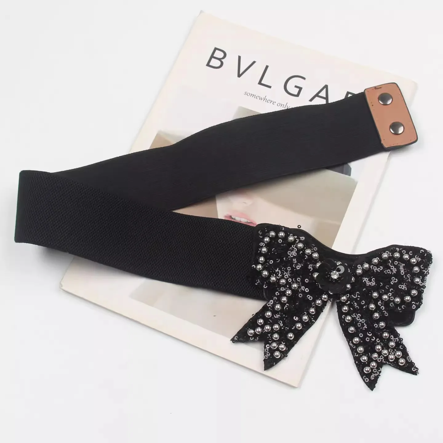 نوعية جيدة! المرأة مطرز القوس الأسود مطاطا مشد الإناث Cummerbund معطف حزام فستان Decration حزام عريض J1748