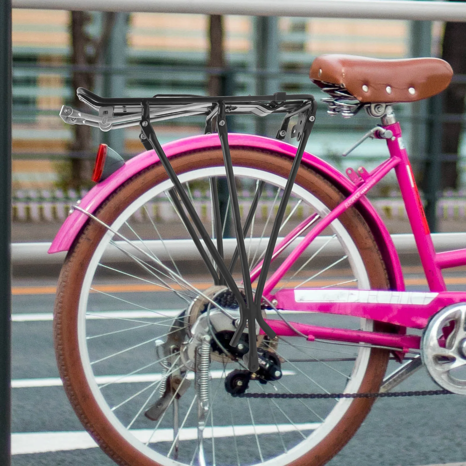 エクスプローラー バイクラック プレミアムアルミニウム合金 強力で耐久性のある軽量コンパクトデザイン マウンテンロードバイク用の迅速な取り付け