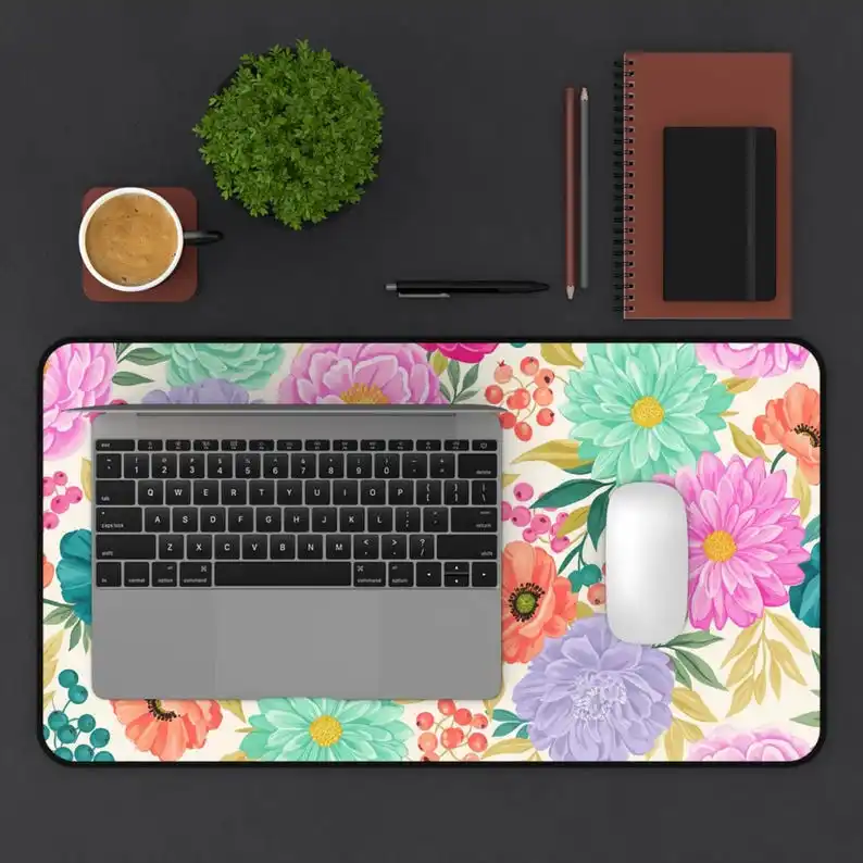 

Pink Flower Mouse Pad, Non-slip and Waterproof Mouse Pad, Office Gaming Desk Decoration Mat, Is The Perfect Gift for Friends.
