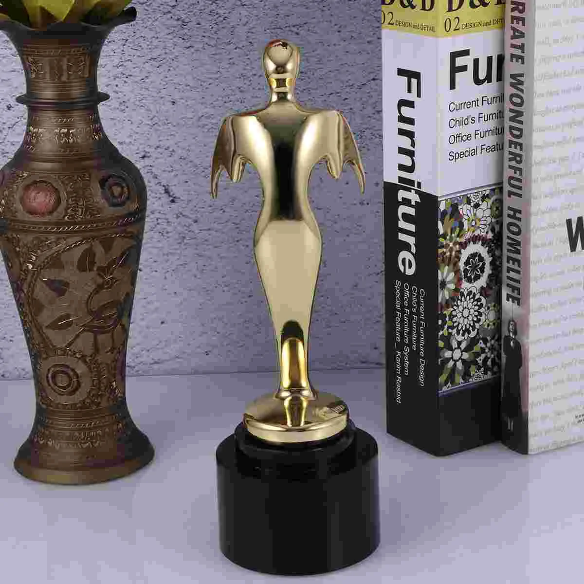 

1PC Metal Golden Award Trophy Gold Flying Man Trophy for Children Party Favors Reward Prizes metal award trophy