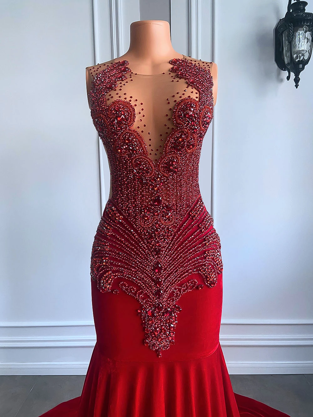 Long Prom Dresses 2025 Luxury Sparkly Beaded Diamond Sexy Mermaid Sheer Top Black Girl Red Velvet Prom Gala Gowns image 3