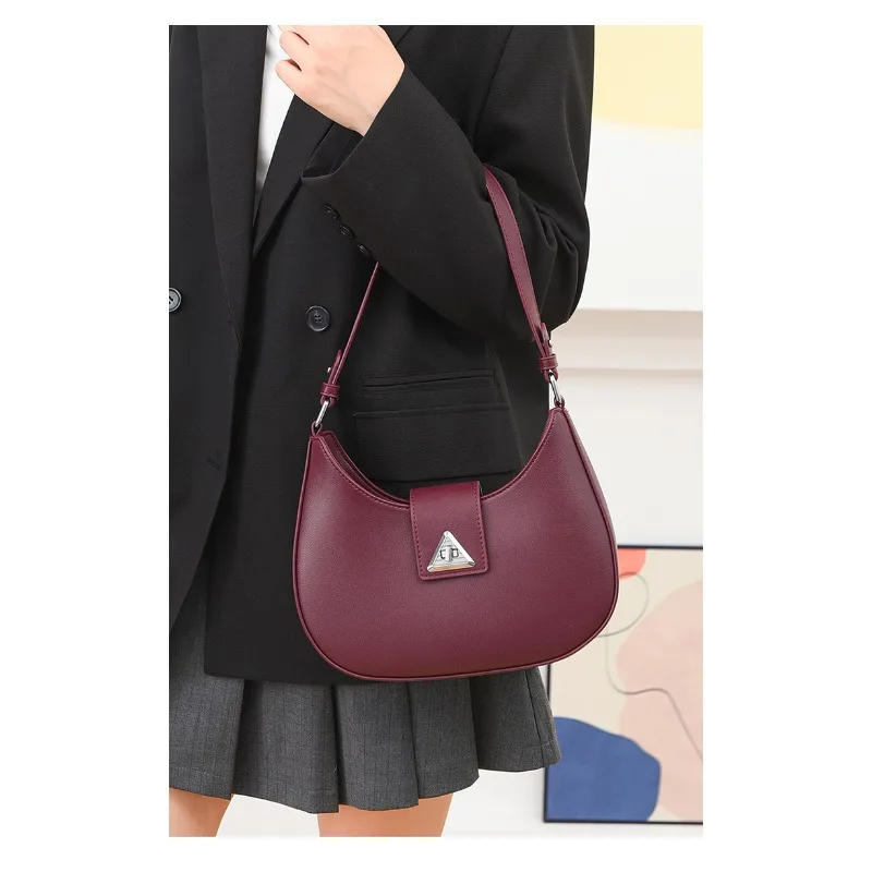 

Classic Vintage Luxury Diaper Bag: Women's Messenger Purse, Chic Handbag With Best Superstar Show Style And Large Capacity