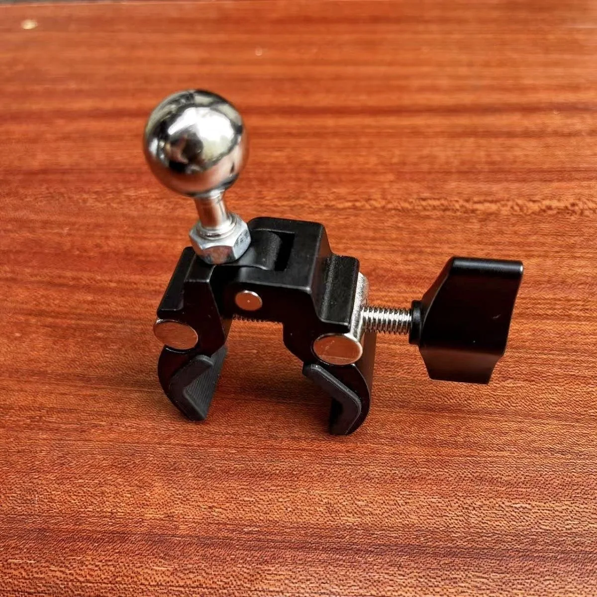 

Металлический зажим-держатель 1/4 универсальный 360° для автомобильных аксессуаров, шаровая головка 17 мм для камеры прямой трансляции, кронштейн для мобильного телефона