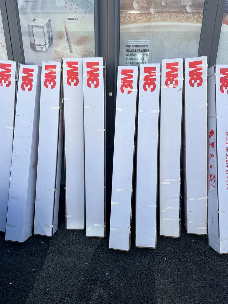 

High Insulation 3M Automotive Window Film Nano Ceramic Technology 99% UV Protection IRR 97.2% PET Material Customizable Cutting