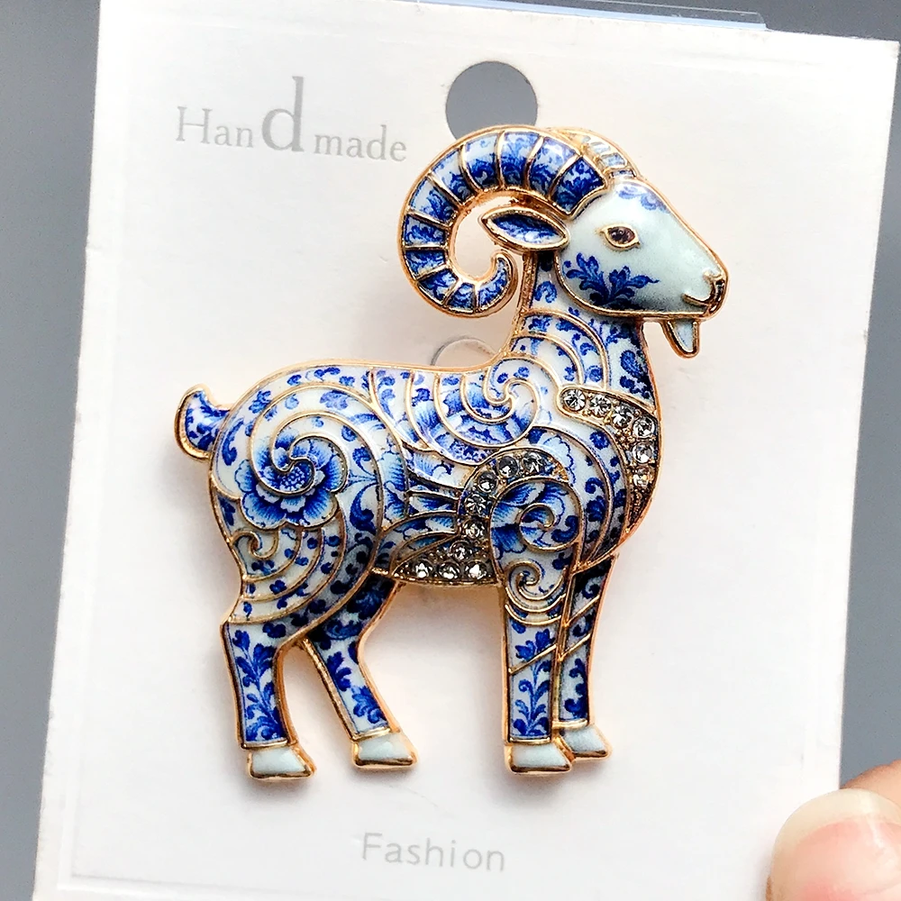 Goat Sheep Brooches Pins Cute Enamel Rhinestone 2 Design Zodiac Animal Brooch For Women Men New Year Fashion Jewelry Gifts
