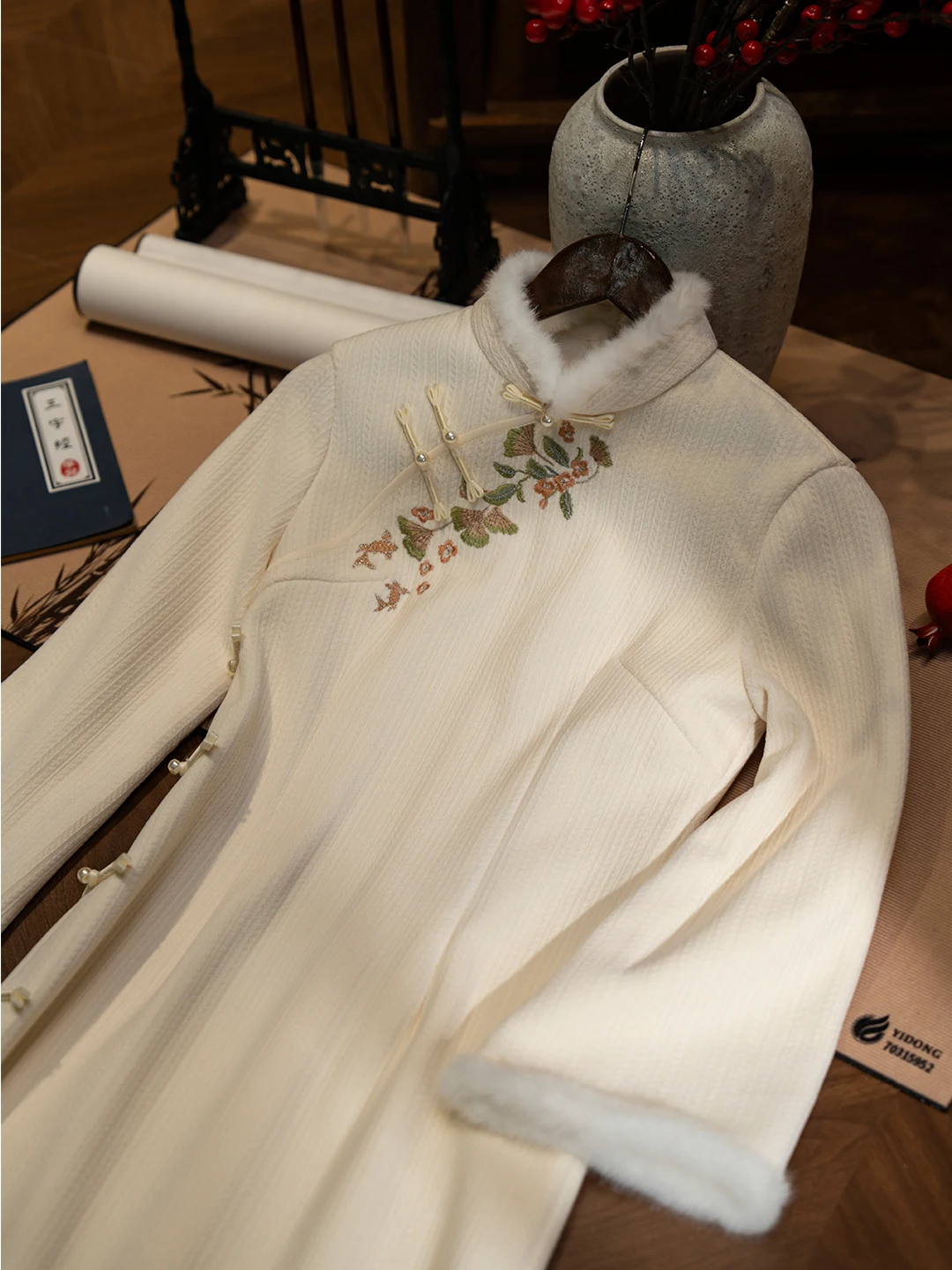 young-women's-new-chinese-sle-improved-qipao-beautiful-girl-daily-wear-autumn-winter-long-sve-vintage-splendid