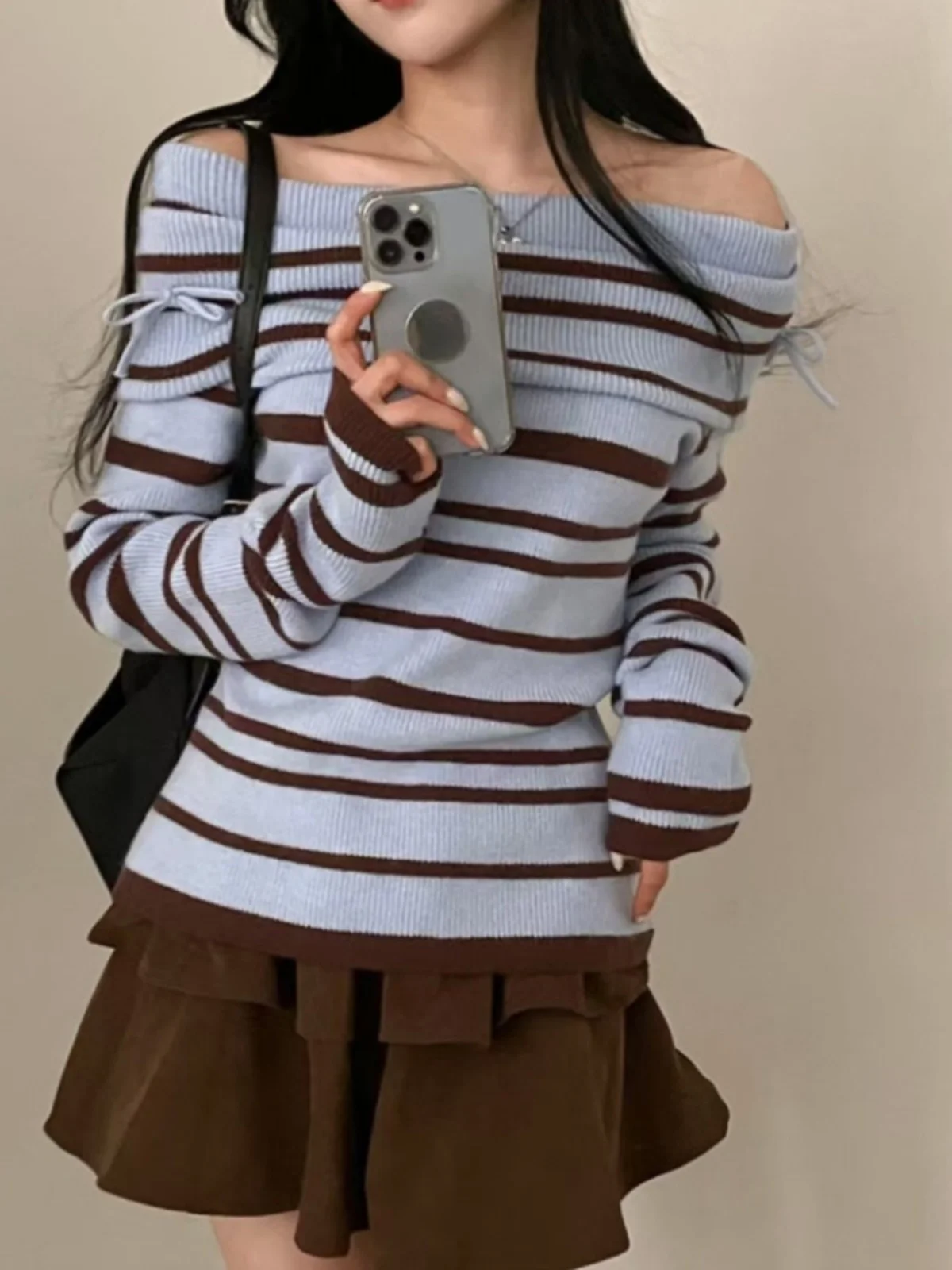 

Slim Fit Knitted oulder Bared Sweater Women's Chic Spring 2025 New Vintage One oulder Neline Knitwear Korean Sle