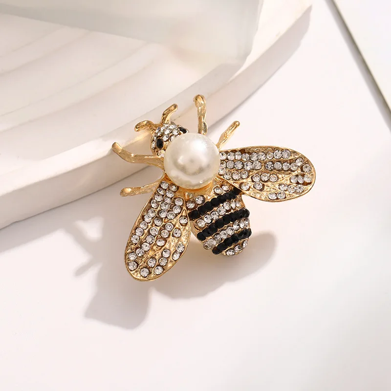 Jenamery 1PC Insect Series spilla donna Delicate Little Bee spille spilla con strass di cristallo gioielli regali per ragazza