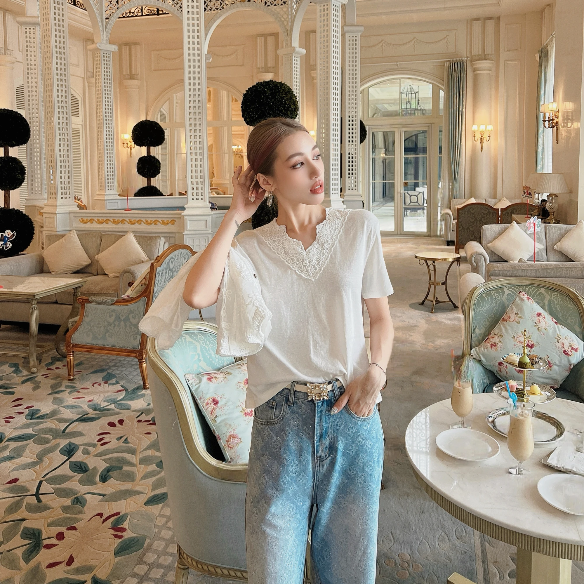 French Style Lace Patchwork V-Neck T-Shirt Women Summer Elegant Crochet Trim Short Sleeve Blouse Loose Thin Tops Tee DM3BTS003