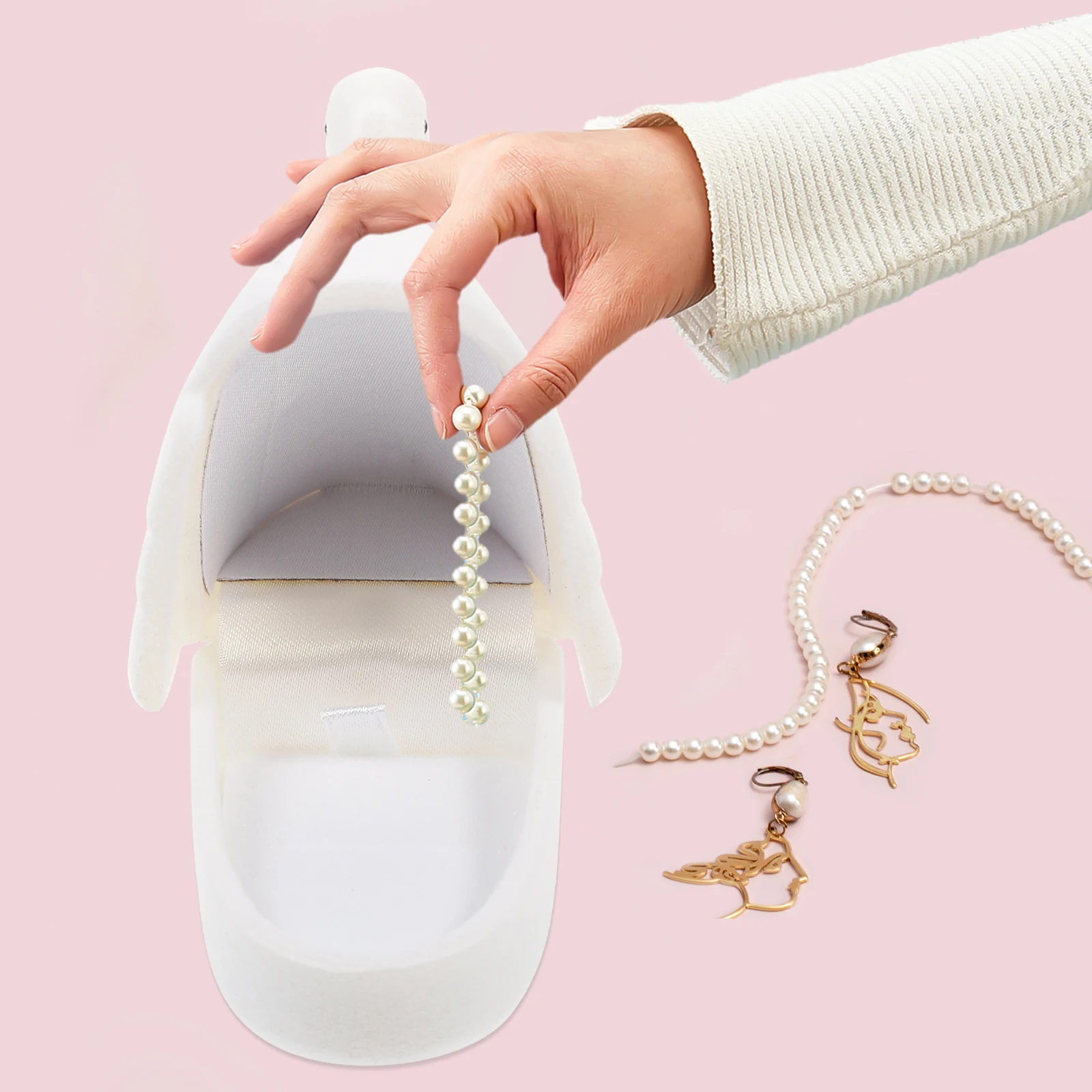 

Flocking Jewelry Box White Swan Shape Ring Holder Necklace Packaging Gifts for Wedding Anniversary Valentine Small Boxes