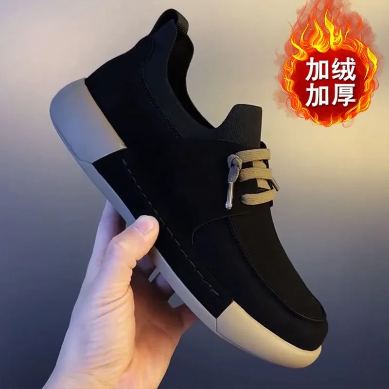 2025New zapatos de hombre, zapatos casuales de gamuza a la moda, zapatos de trabajo Oxford antideslizantes para hombres, zapatos vulcanizados con cordones, zapatos cálidos de felpa para invierno