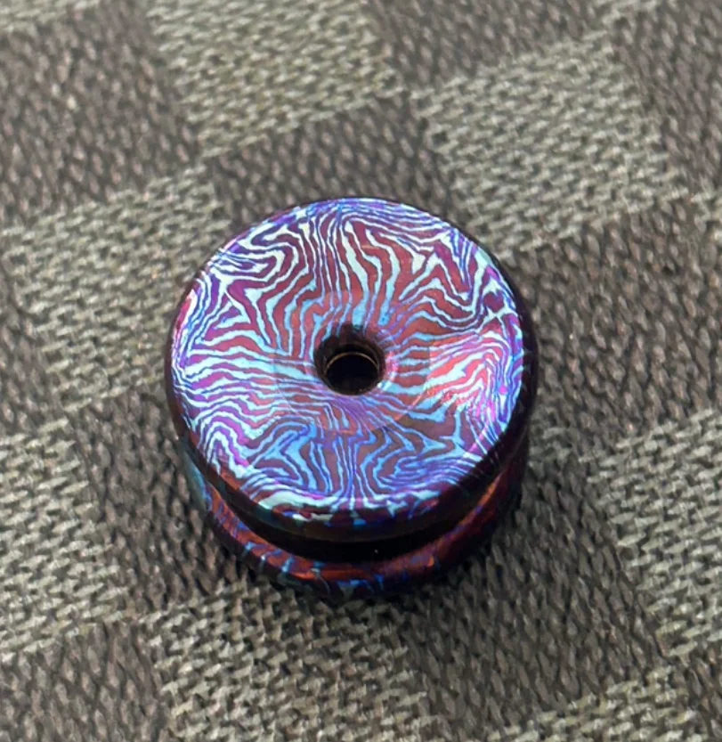Used EDC timascus button 24.5mm*15mm Stress Relief Toy Haptic Spinner Fingertip Gyroscope Decompression Toys