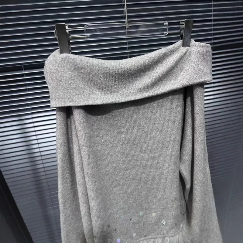 DEAT-Pull à paillettes gris pour femme, col slash, Plumes épissées, Nouvelle mode, Hiver, 33A2243, 2024