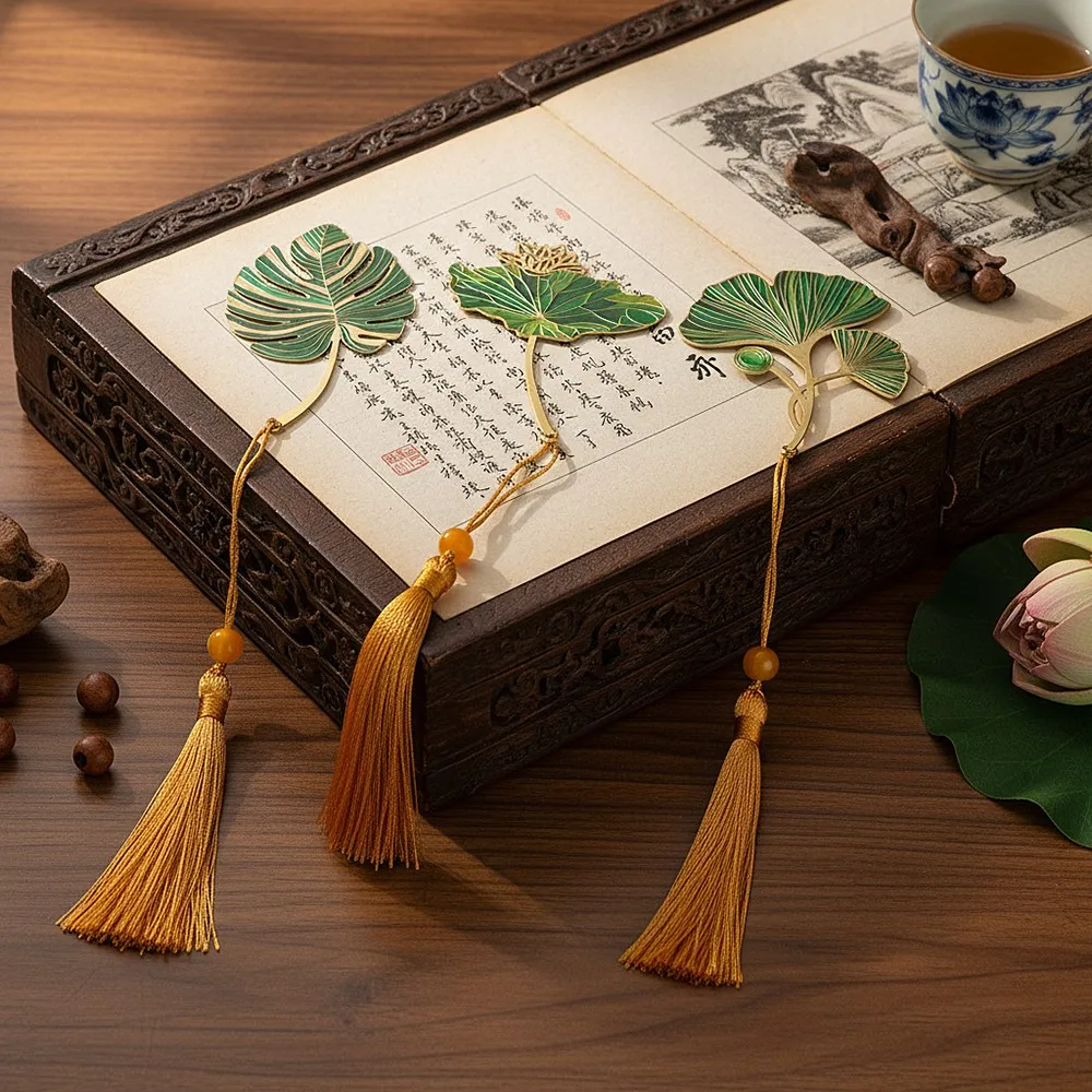 

Exquisite Metal Leaf Vein Bookmark Creative Ginkgo Biloba Turtleback Bamboo Book Decoration With Exquisite Gift Box