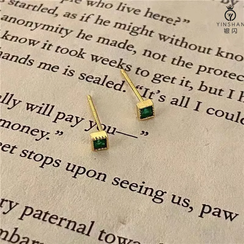 CCFJOYAS 925 Sterling Silver Simple Retro Emerald Stud Earrings for Girl Mini Cute Square Crystal Zircon Studs Piercing Jewelry