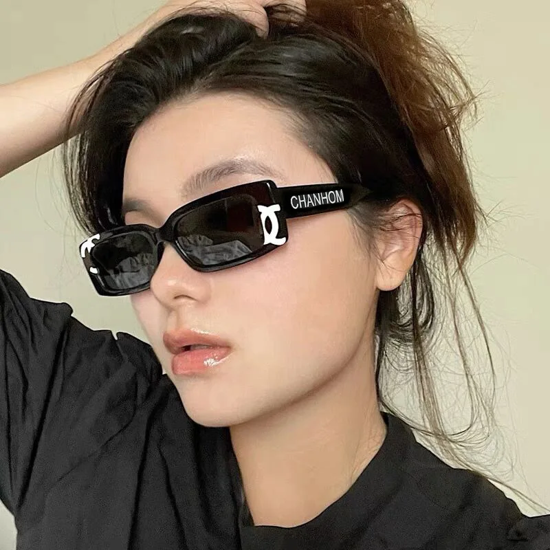 Printed letters small frame square sunglasses new retro sunglasses ladies Korean trend sunglasses fashion wear street shooting