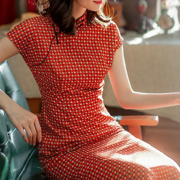 トップニューチャイニーズスタイルファッションレトロ半袖プリントチャイナドレスミドル丈夏中国女性スリムチャイナドレス