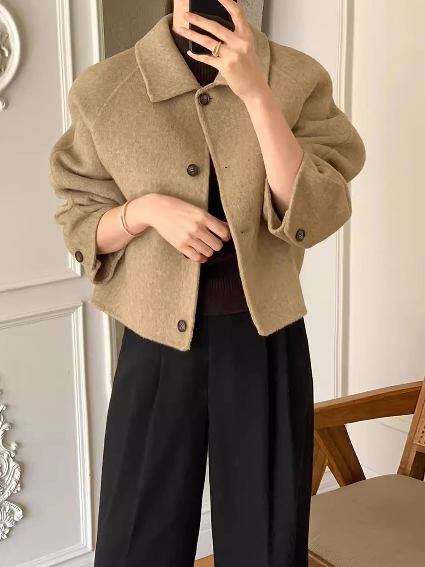 

Briti Sle Retro ort Woolen Coat Women's Loose Fit Small Buttoned Top for Autumn New Arrival Versatile Faionable Outer...