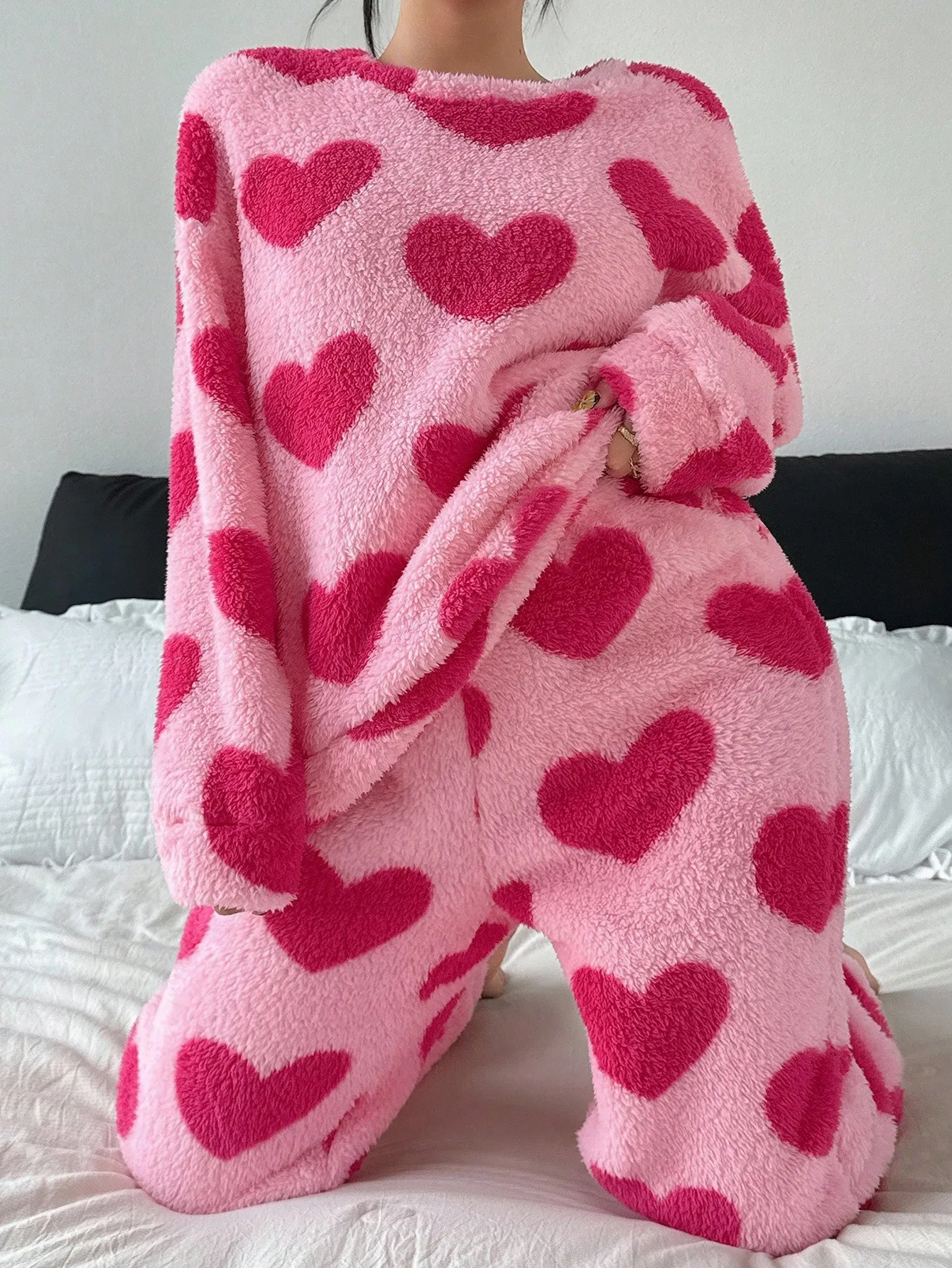 

Women's Pink Heart Print Fleece Pajama Set - Long Sleeve Top & Pants, Cozy Autumn Winter Lounge Wear