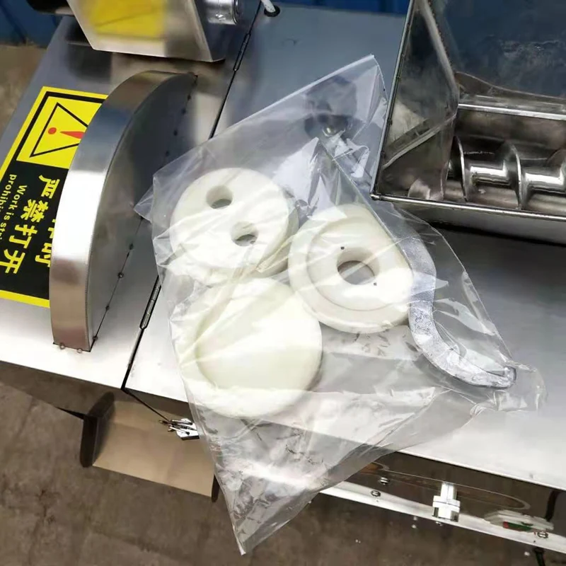 Dough Cutter And Bread Dough Divider Machine For Bakery Grain Processing