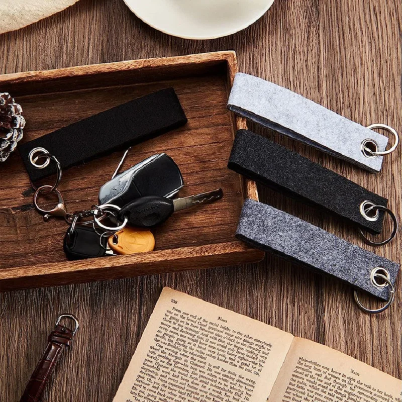 5pcs Felt Key Chain Wholesale Fashion Color Car Keychain Accessories Variety of Colors Can Be DIY Waist Hanging Keyring Pendants
