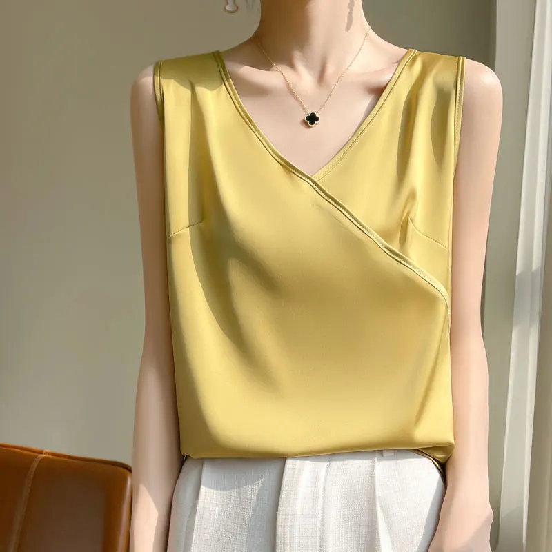 Summer Fashion Vest Cool V-Neck Pullovers Silky Fabric Sleeveless Top Breathable Elegant Temperament Women's Clothes Quality