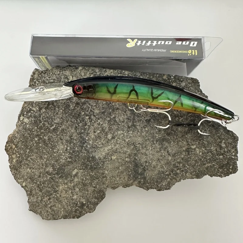 

BLACK STREAM 3D MINO 24.8g/17cm Trolling Lure for Sea and Freshwater Fishing, Suitable for Mackerel, Tuna, and Bass, Model B169