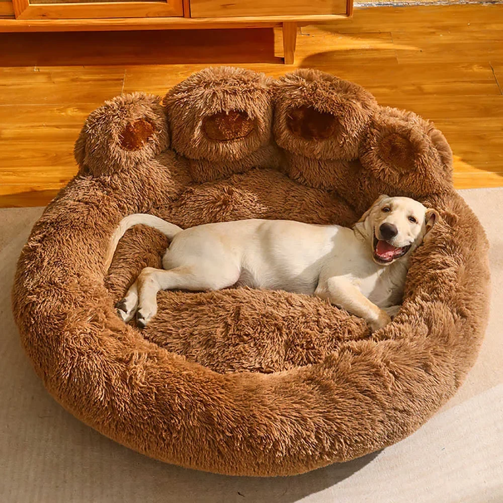2025 New Kennels Pens Winter Bear Paw Shape Casa Soft Sofa Washable Long Plush Indoor And Outdoor Medium Large Pet Bed Warm Mat