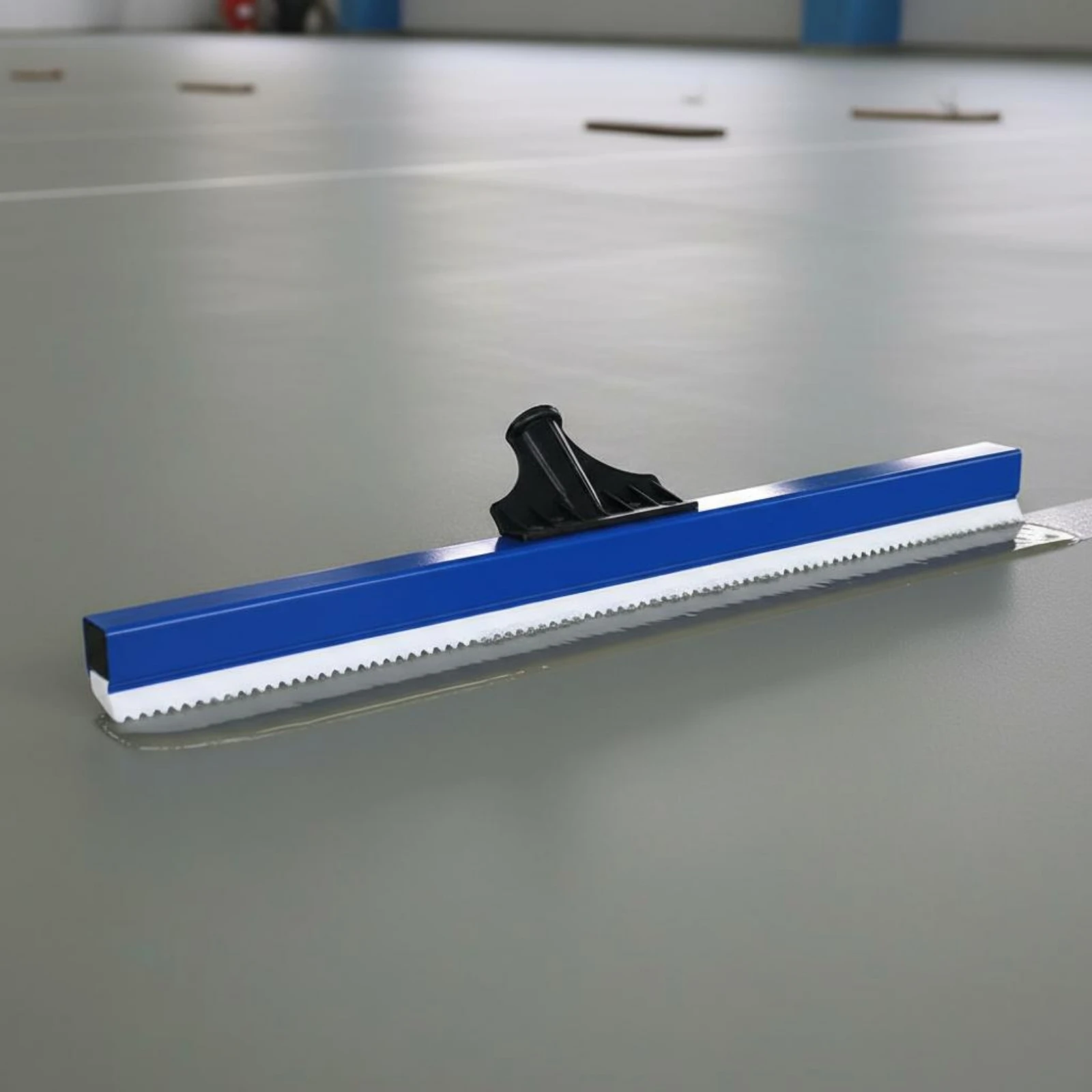 

Self-Leveling Scraper Non-Scratch Cleaning Tool