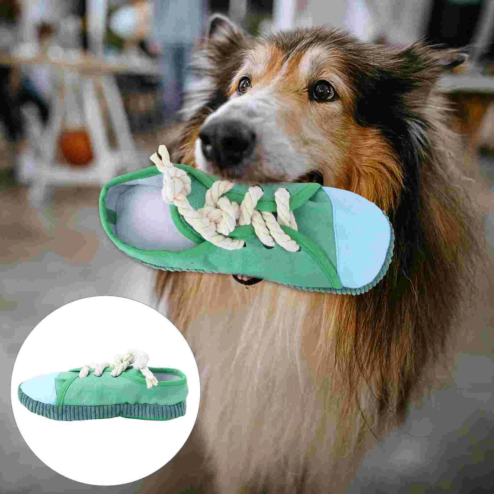 Pet Creative Pet Slipper Toy Adorable Dog Chewing Toys Cartoon Sound Making Chewing Plaything Puppy Educational Toy (Green)