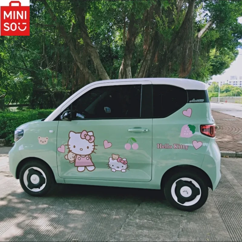 Pegatinas de coche de dibujos animados de Hello Kitty con flores en ambos lados, decoración de coche, pegatinas para cubrir arañazos, Universal