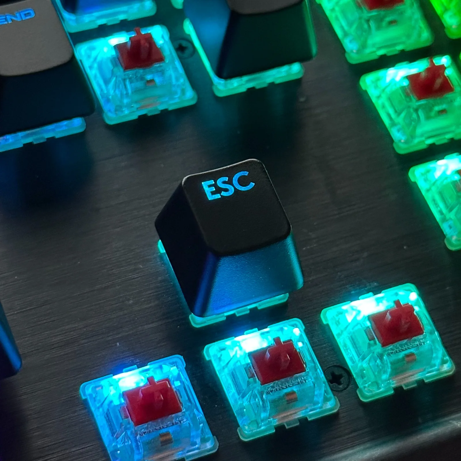 A full set Replacement  KeyCaps 104pcs Keycaps for Logitech G512 Mechanical Gaming Keyboard，ABS， light-transmitting view 5