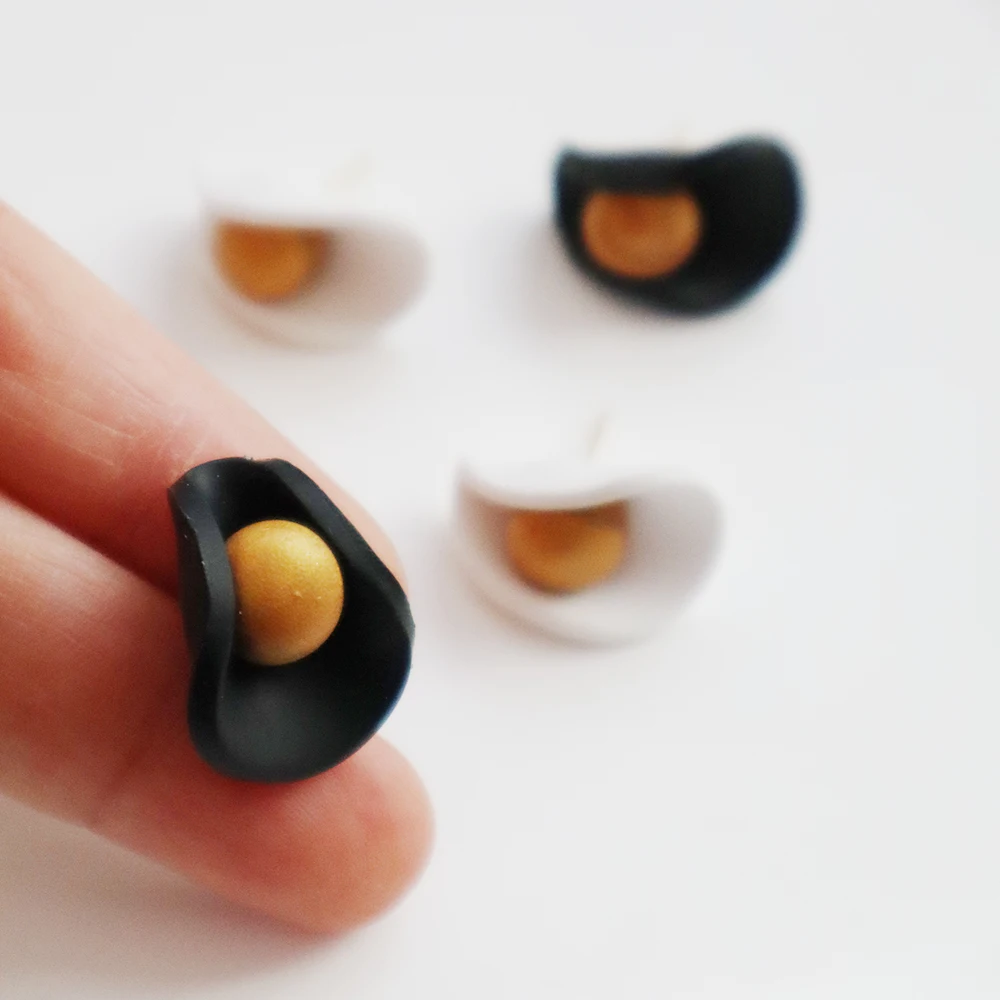 2025 New Fashion Stud Earrings for Women Girls Geometry Gold Ball Earrings Colors Polymer Clay Drop Earring Jewelry Accessory