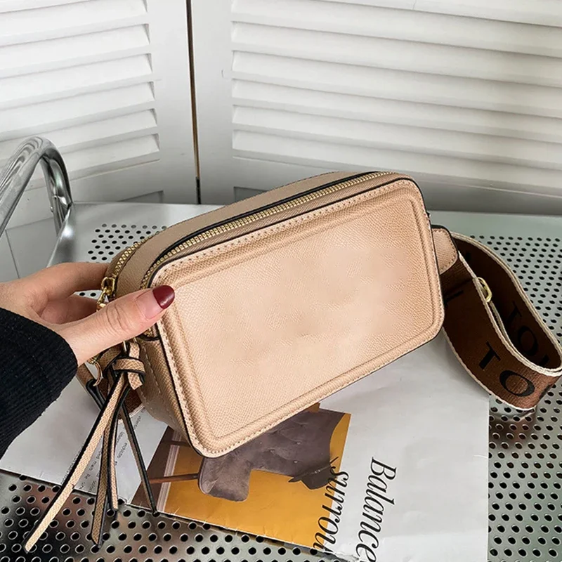 Luxury designer Women's Bag Fashionable Simple Shoulder Bag Versatile Single Letter Leather Crossbody Bag Shopping With Logo