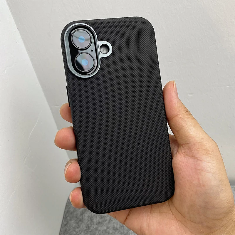 Trendige Diamanten-Relief-Leder-Magnet-Handyhülle für iPhone 17 18Pro Max 18 Pro 16 15 14 13 mit kabellosem Laden und Linsenschutz aus Legierung – Detail 7