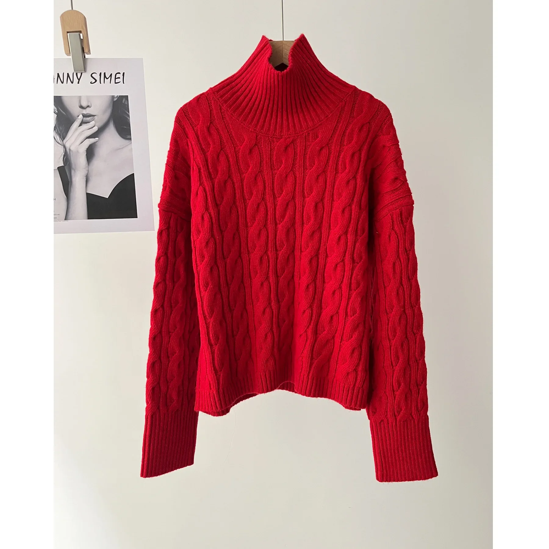 Women's clothing red atmosphere twisted temperament versatile turtleneck sweater autumn and winter 16a-0010