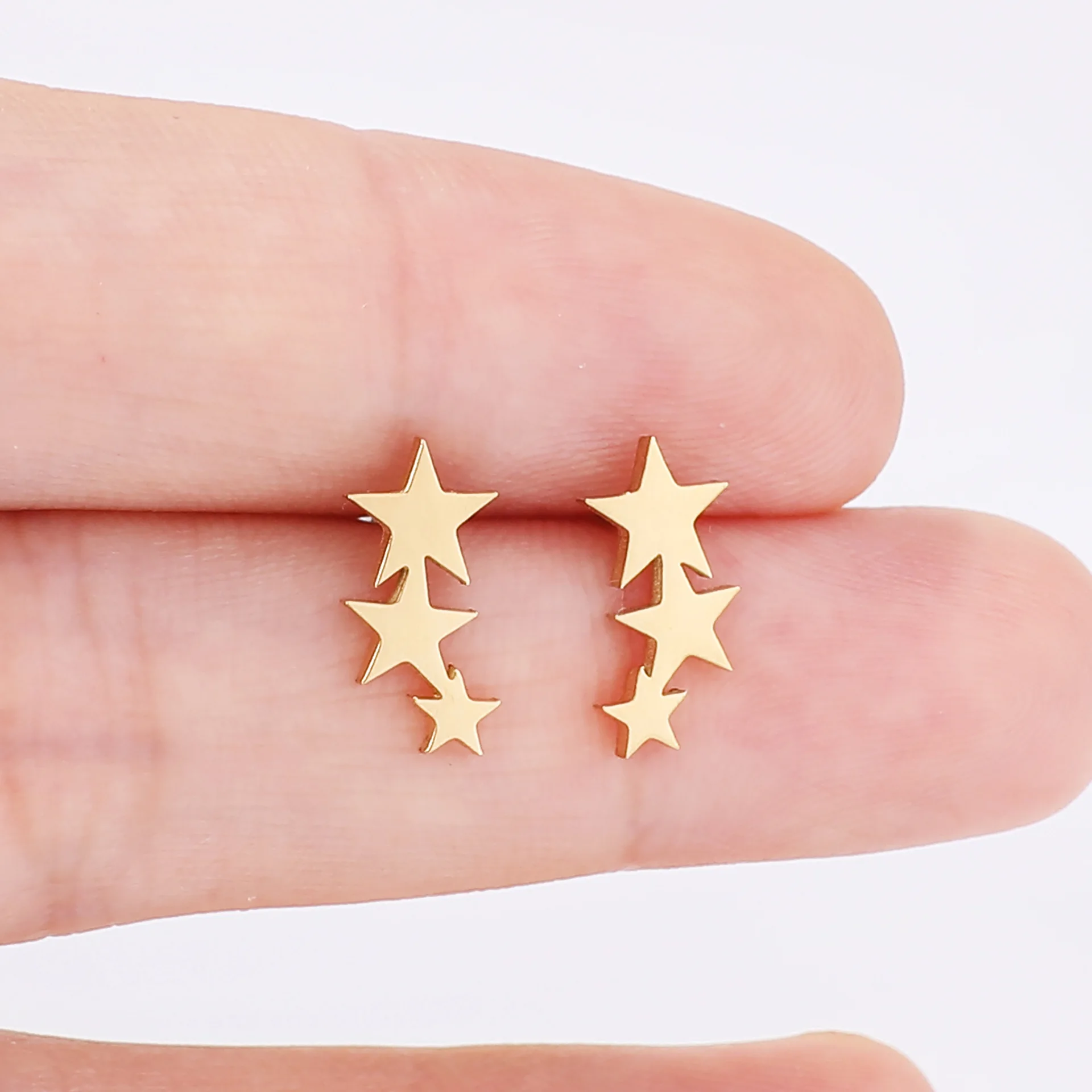 2024 new fashion stainless steel five-pointed star earrings personality creative all matching earrings female anniversary small