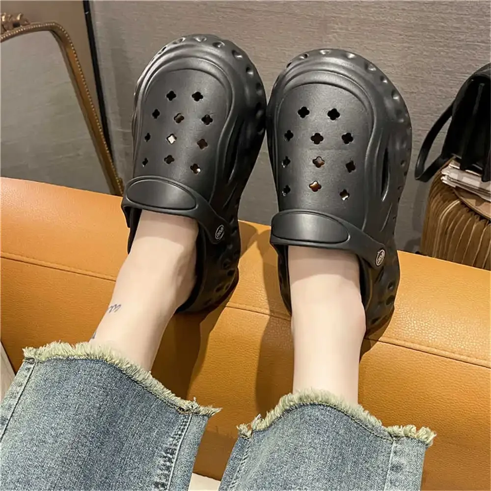 Slip-resistant 42-43 Sports Flip Flops Slippers Sneakers Women Sports Shoes Green Sandal China Resale Funky Runners Fit