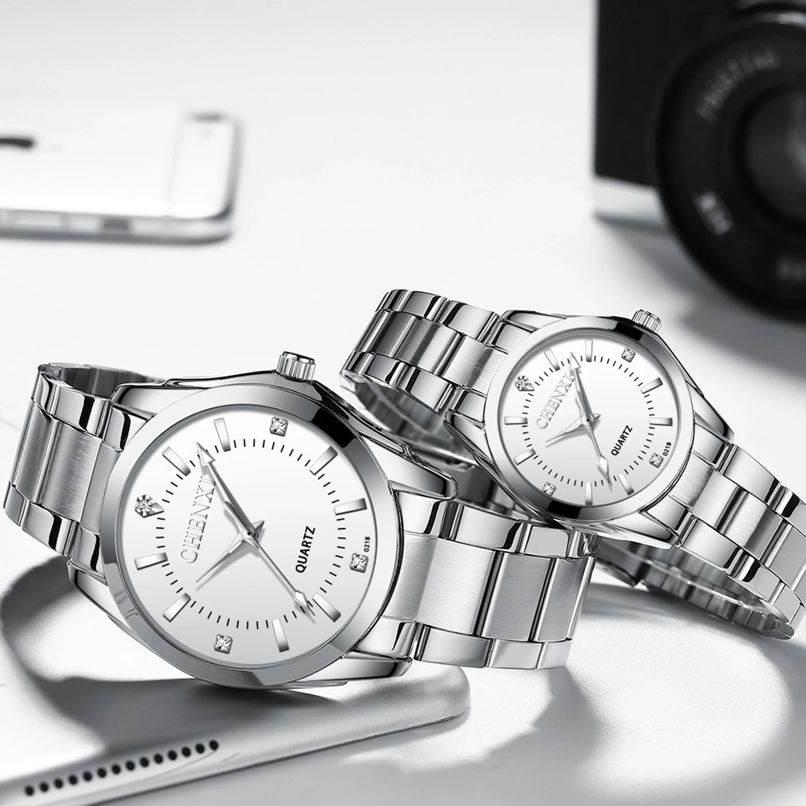 New Fashion 2PCS Coppia Orologi Business Orologio analogico al quarzo impermeabile Coppia Ser per donne e uomini Ama il regalo