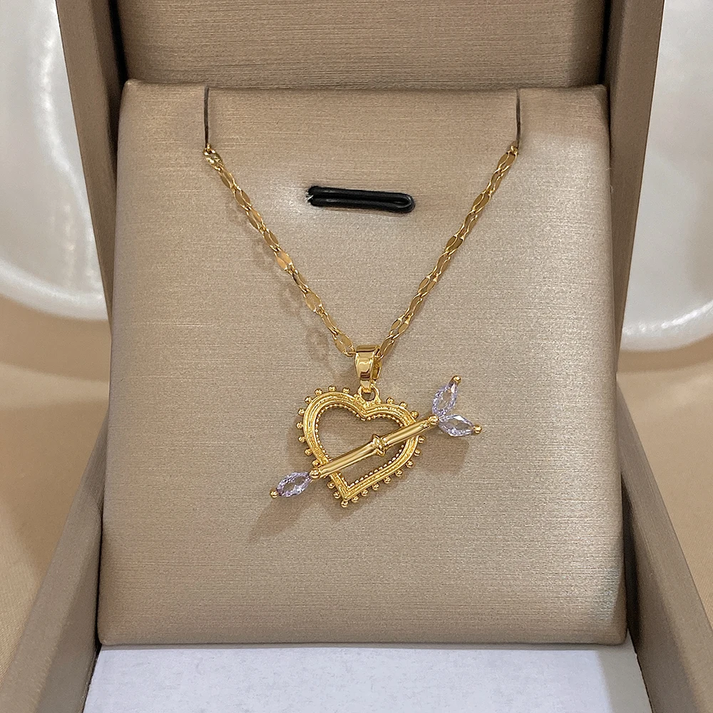 Round Flowers Pendant Necklace with White Zircon Stainless Steel Chain Jewelry For Women Romantic Valentine's Day Jewelry Gifts