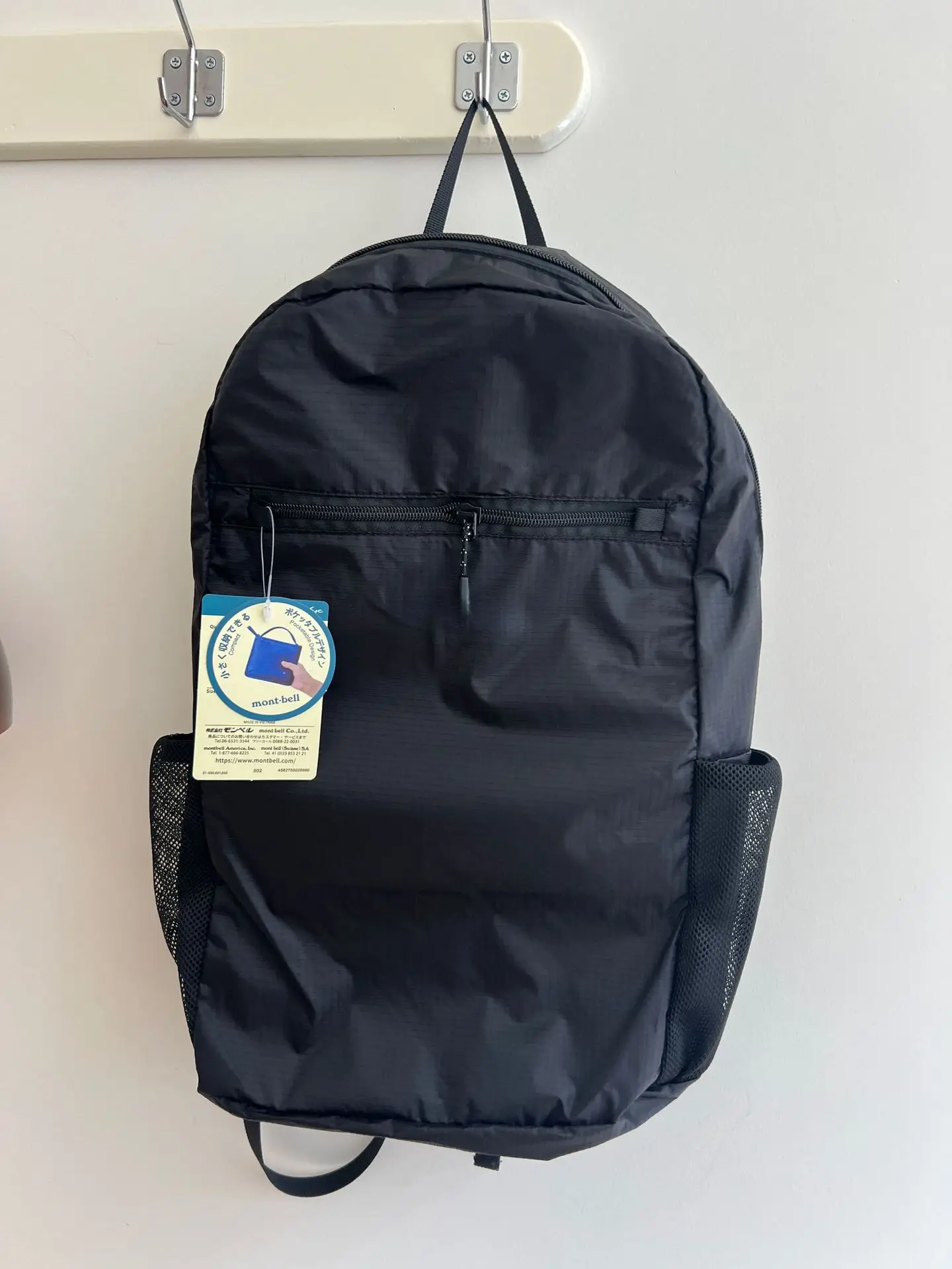 Lightweight High Strength Nylon Hiking Backpack Unisex Outdoor Dual-Shoulder Bag Resistant to Scratches And Wear 15L Capacity