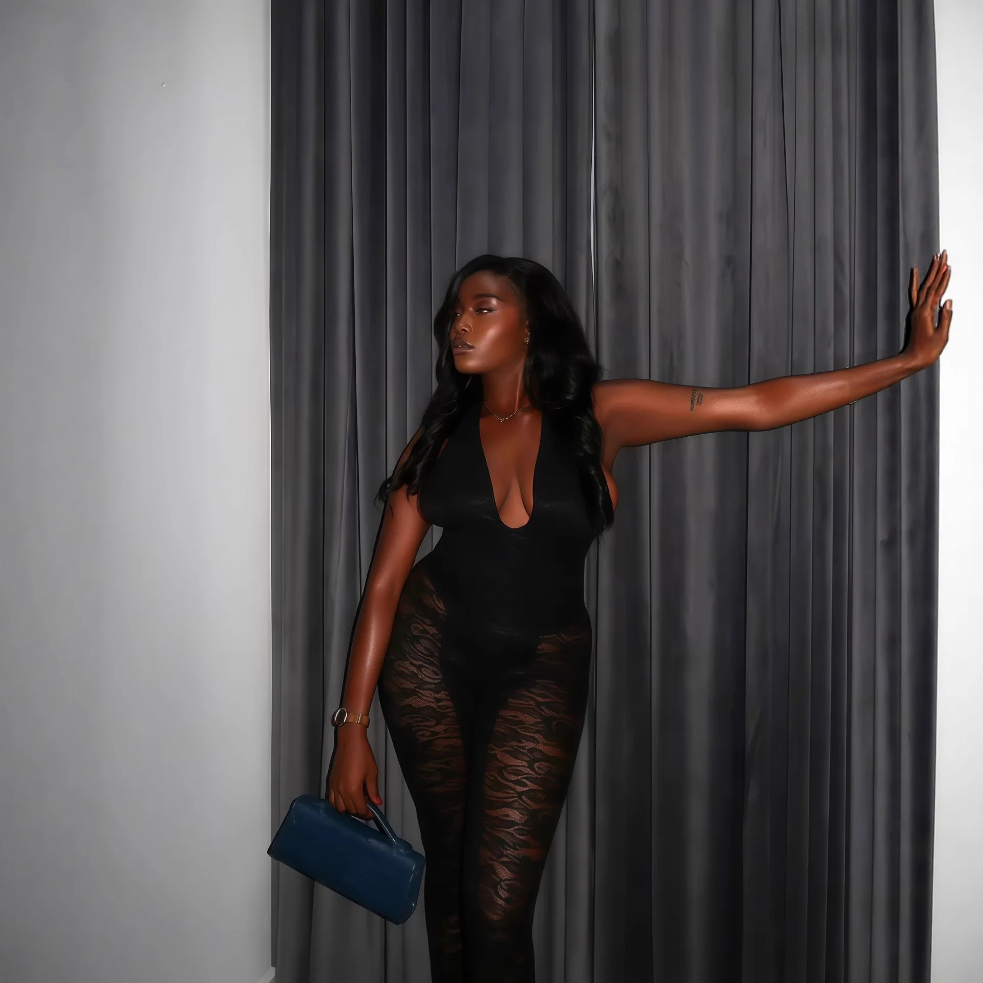 Side profile showing hourglass shaping effect