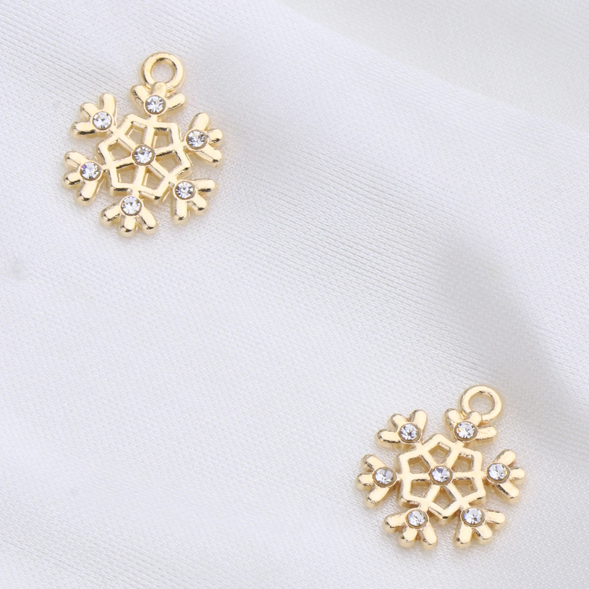 

10 pcs Snowflake Gold Charms For Diy Earrings Necklace Bracelet Making Christmas Jewelry Craft Supplies Xmas Enamel Pendants