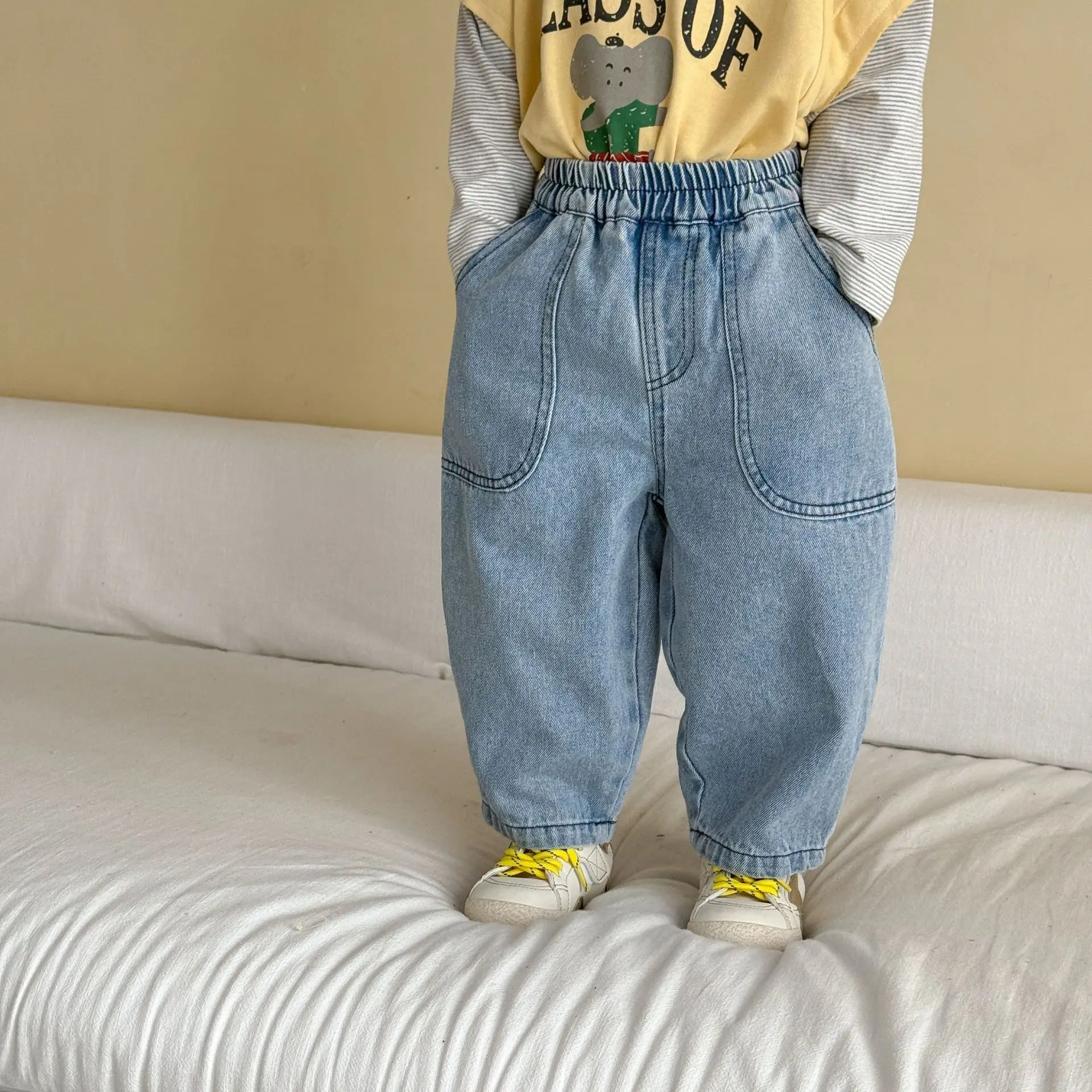 2026 Autumn New Children Denim Trousers Fashion Girls Loose Jeans Solid Boys Pocket Casual Pants Kids Clothes 5