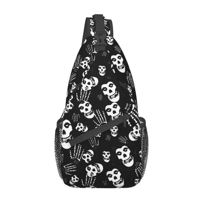 

Misfits Skull Sling Chest Bag Custom Heavy Metal Music Shoulder Crossbody Backpack for Men Travel Hiking Daypack