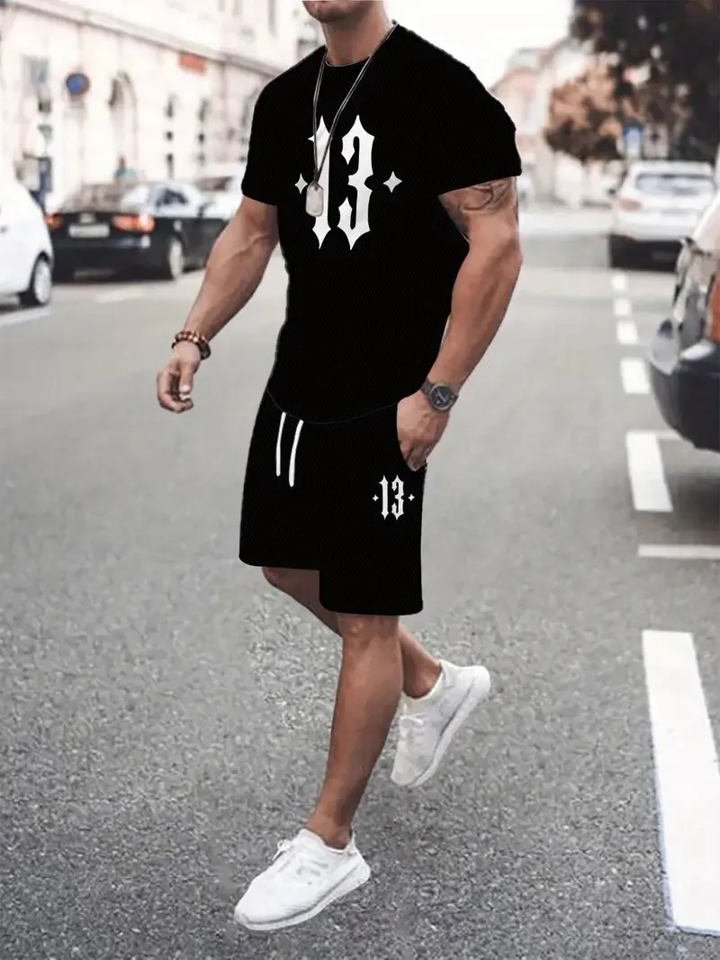 

The 2025 Summer new men's set with 3D digital 13 print is fashionable casual simple and versatile for daily wear and street use