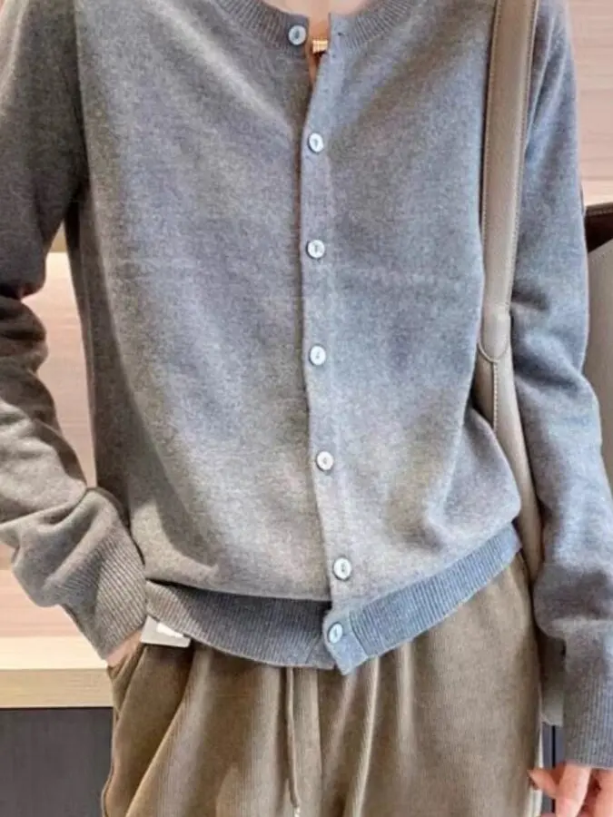 

Однотонный вязаный кардиган в корейском стиле для весны, повседневная теплая верхняя одежда для города, базовый топ с круглым вырезом и длинными рукавами