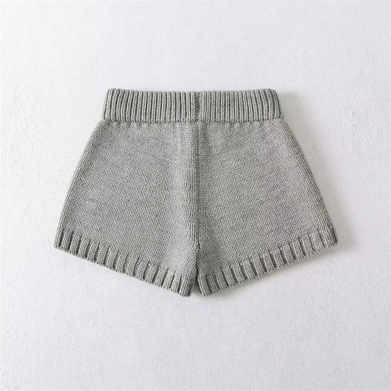 KEYANKETIAN 2025 New Women\'s Solid color Knit Shorts Street style Hot sweet Slim Sheath Hot Shorts Casual Woolen Straight Pants